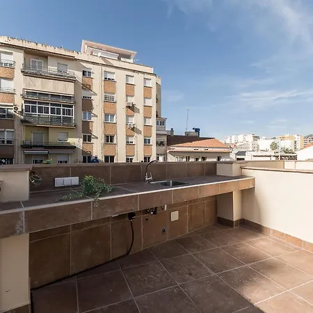 Homeclub Retreat With Rooftop Terrace Marmoles I *